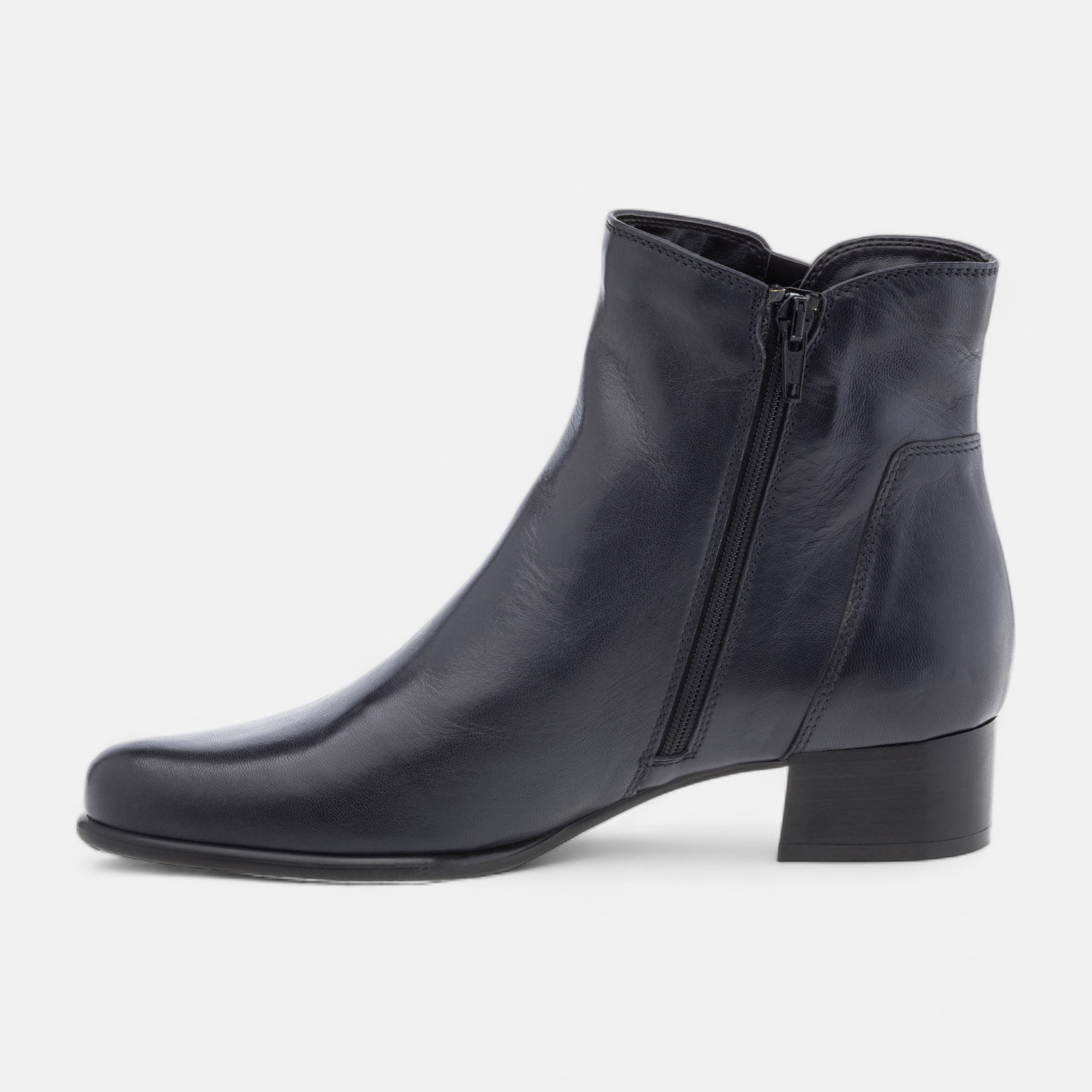 Bottines Femme en cuir bleu marine France FR